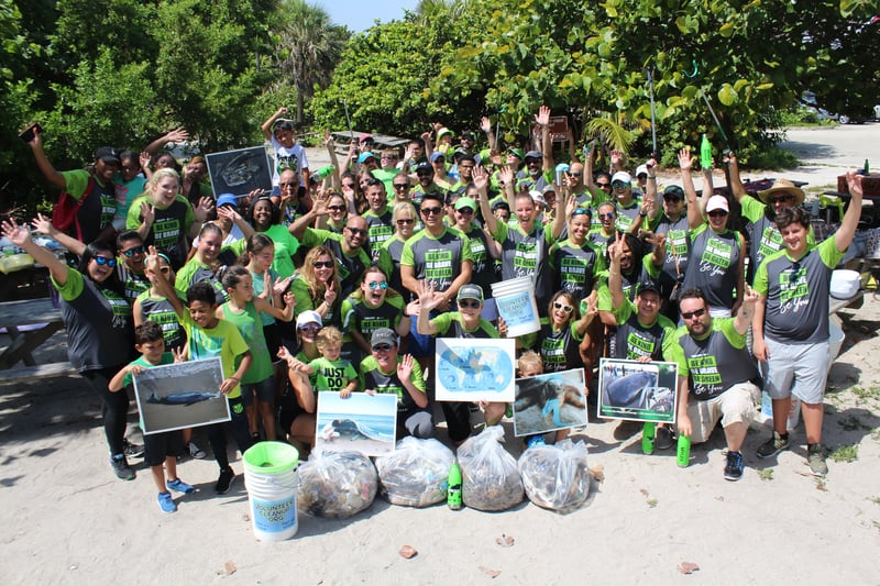 Cruise Planners Beach Clean Up