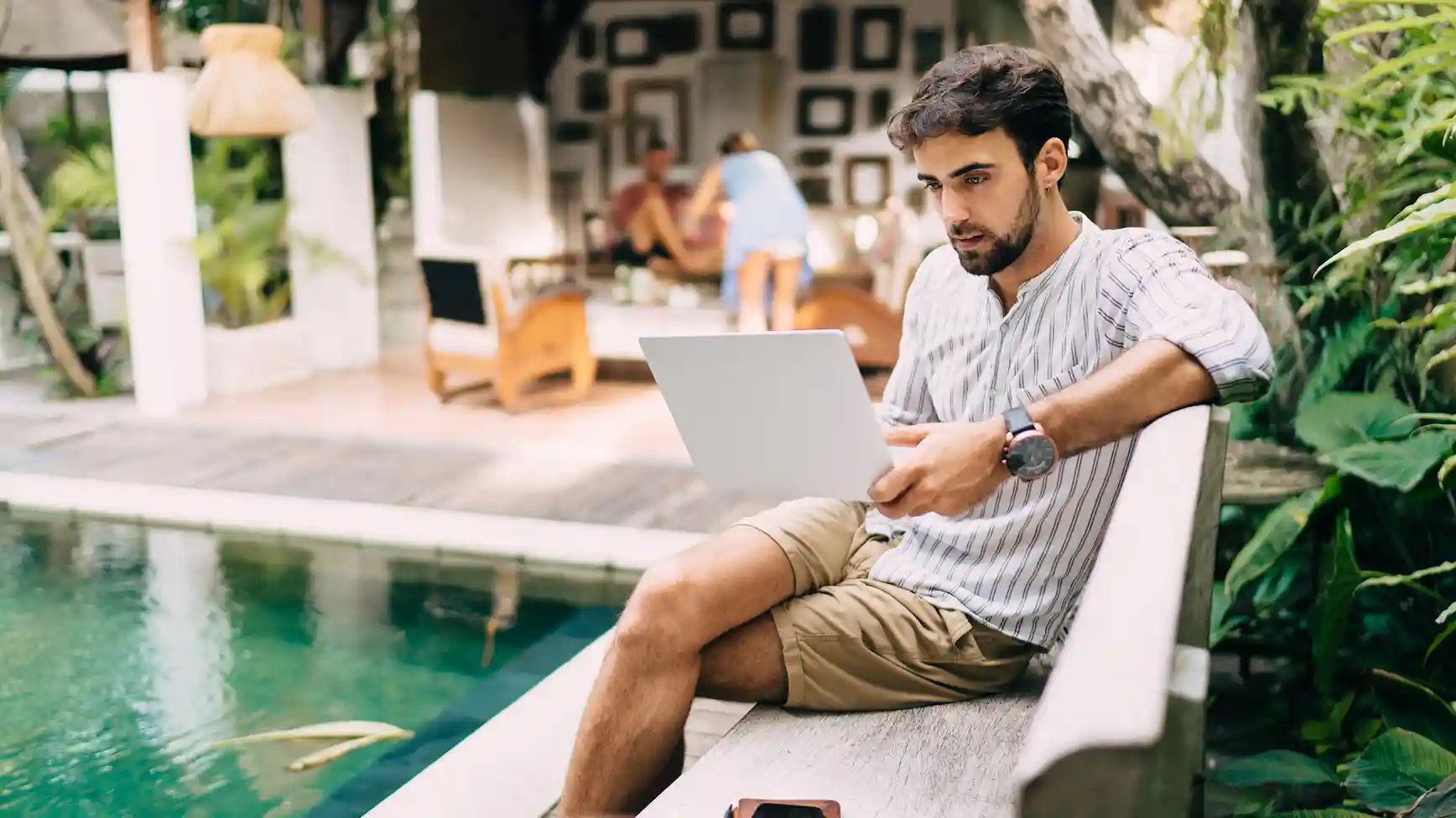 Why Trust Matters When You Build a Travel Business from Home