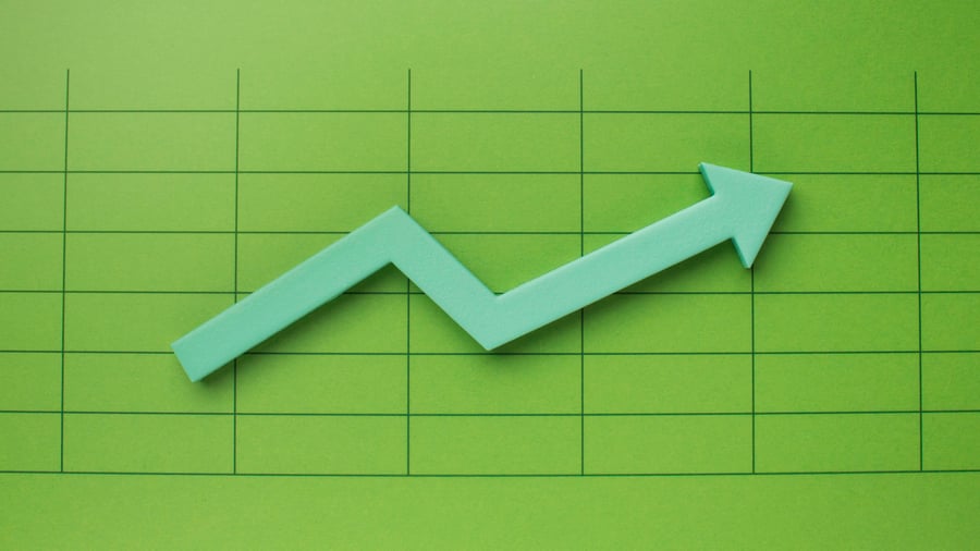 growth arrow going up
